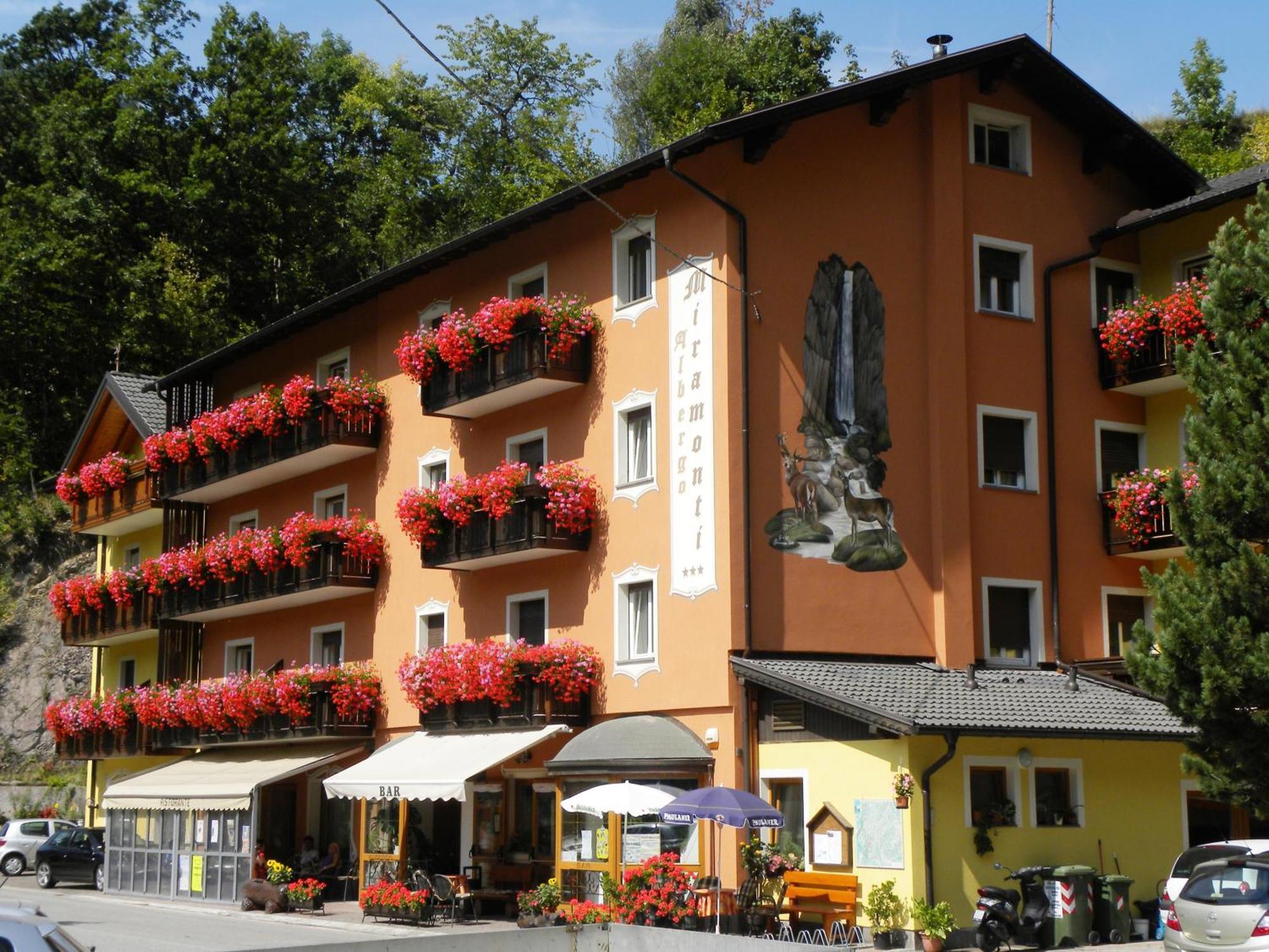 Hotel Miramonti Bedollo エクステリア 写真